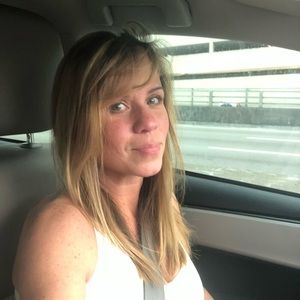 Meet your Posher, Ana